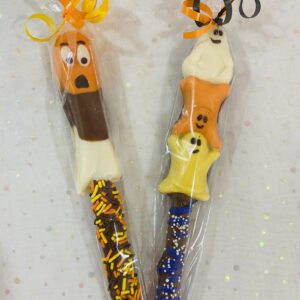 Hand-Dipped Chocolate Ghost Pretzel Rods